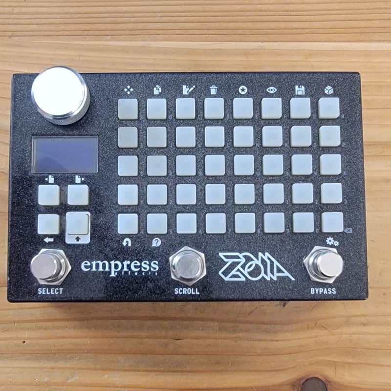 Empress Zoia Compact Grid Controller 2010s - Black image 1