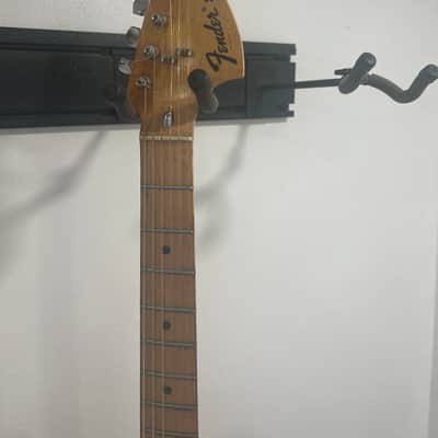1975 Fender Stratocaster with 3-Bolt Neck, Rosewood Fretboard 1971 - 1977 - Sunburst image 2