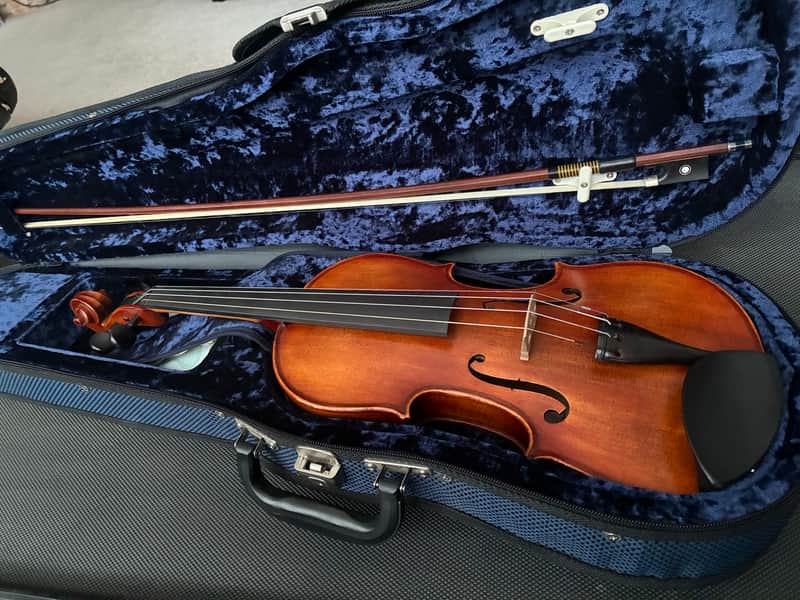 Novi Music Center The Artist Violin 4/4 Size 2000-2011 - Varnish image 1