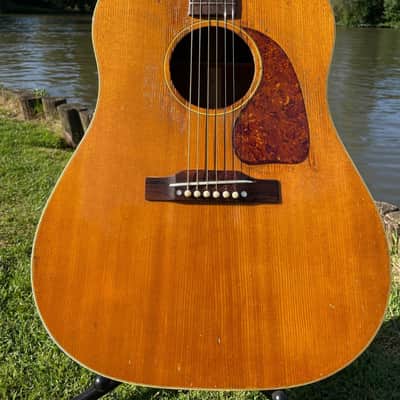 1952 Gibson J-50 with its OHSC image 2