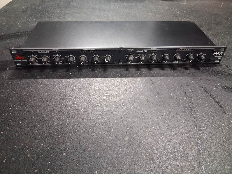 DBX 266xl コンプレッサー DBX 266XL 2-Channel Compressor Used