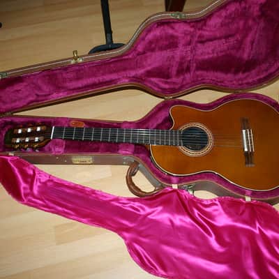 Gibson Chet Atkins CE nylon acoustic/electric guitar 1998 Chet Atkins image 1