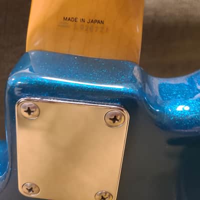 Fender Japan 1991-92 “Order Made” ’62 Reissue Precision Bass – Lake Placid Blue Sparkle w/ Matching Headstock image 10