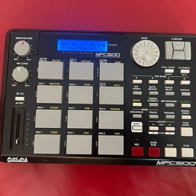 Akai MPC500 - Vintage classic sampler. image 2