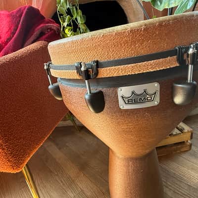 Remo Mondo Djembe Drum 14" - Earth image 4