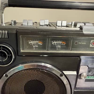 Sharp GF-303SB Vintage Radio Cassette Boombox 1978-1979 - Dark gray image 2