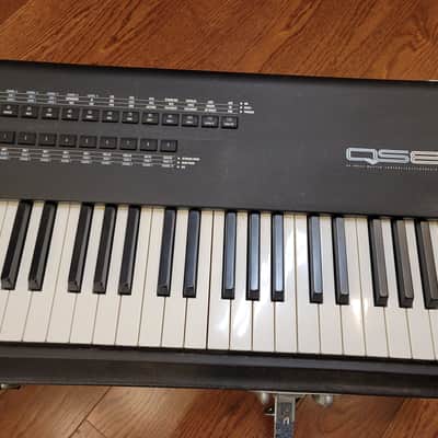 Alesis QS8 88-Key Synth with Hardshell Case image 5