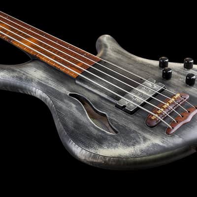 ベース Atlansia Victoria Fretless 5st ATLANSIA Victoria 5st Bass Natural 2024 4.920kg #241568【GIB横浜