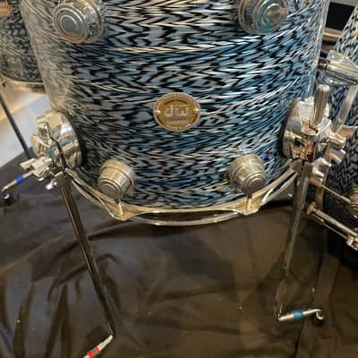 DW Collector's Series Drum Set Blue Onyx image 4