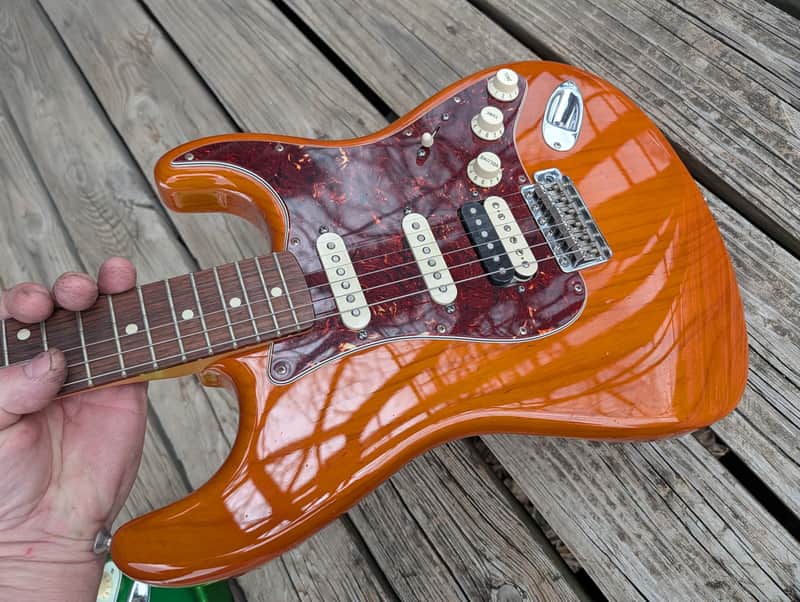 Fender Stratocaster Classic Player Series 2012 - Brown