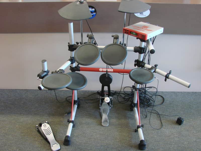 Yamaha DTXpress III Five-Piece Electronic Drum Kit W/Manual image 1