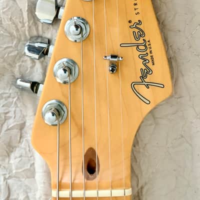 Fender American Series Stratocaster 2003 w/Maple Fretboard - Nice Condition!! image 12
