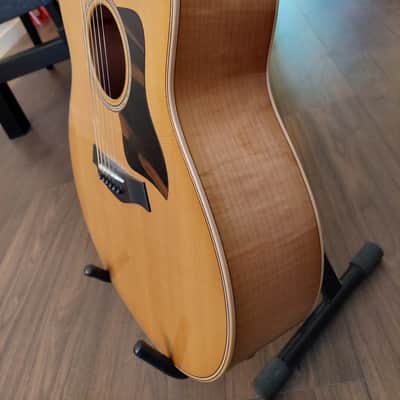 Taylor 618e with V-Class Bracing | Antique Blonde image 8