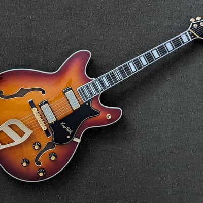 Hagstrom '67 Viking II 2023 - Present - Vintage Sunburst image 1