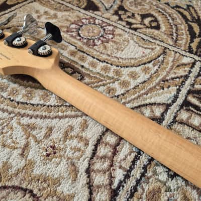 Fender American Deluxe Jazz Bass - 2005 - Montego Black w/ OHSC image 13
