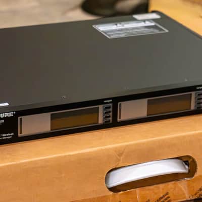 Shure Axient Wide-Band UHF Wireless Spectrum Manager AXT600US (470 - 952 MHz) - Like New/Unused/NOS image 6