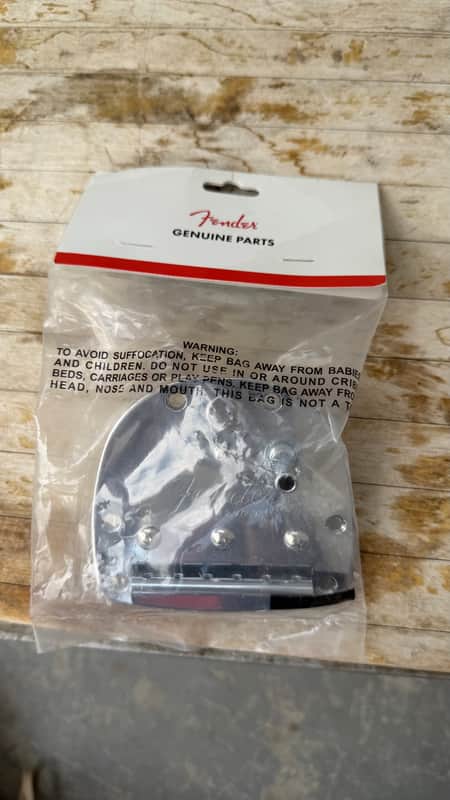 Fender Classic Player Jaguar Jazzmaster Tremolo Tailpiece 0076232049 image 1