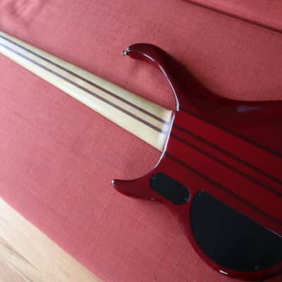 Peavey Cirrus 6 String Bass Red USA + Original Hard Shell Case image 6