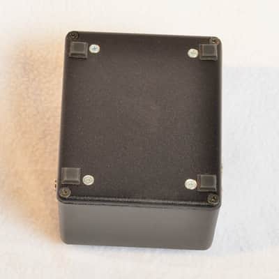Option 5 Destination Rotation – Original Version – Stereo Rotary Speaker Simulator – Signed & Numbered – Box & Power Supply Included image 5