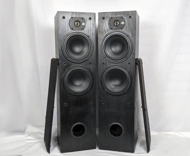 Dynalab SDA 2.8 Signature Reference Floor Speakers-3 Way-Vintage Stereo image 1