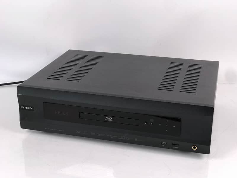 Oppo BDP-105 Universal 3D Blu-Ray CD DVD Player image 1
