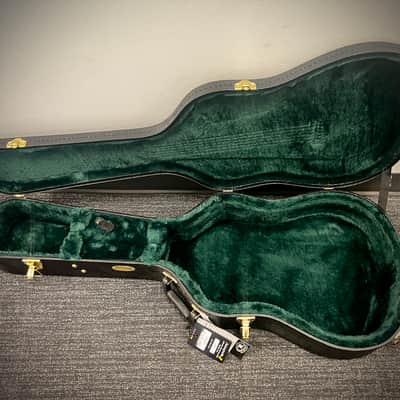 Martin 000 14-fret Acoustic Hardshell Case image 2