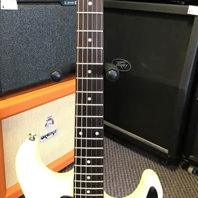 Kramer Striker 300 ST 90’s ? - Ivory image 3