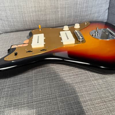 Fender Road Worn Vintera Jazzmaster Loaded Body 2025 - Sunburst image 10