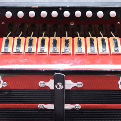 Gagné & Frère 2-Bass 10-Treble Button "D" Red & Black Diatonic Accordion w/Case image 3