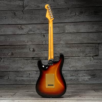 Fender American Ultra II Stratocaster HSS image 6