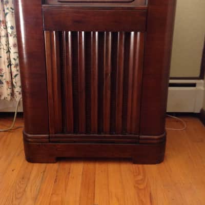 Philco  Model  42-1226 Vintage Console Radio (1942) 📻 Pro Restored •  NYC Area image 6