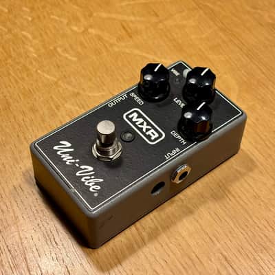 MXR M68 Uni-Vibe 2014 - Present - Black image 2
