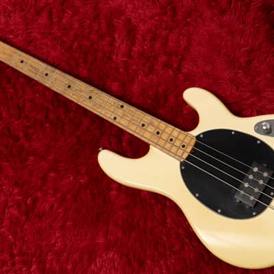 【used】Ernie Ball Music Man / StingRay 3EQ White 2000 4.275kg #E20951【Consignment】【GIB Yokohama】【price included SHIPPING & IMPORT TAX & VAT】 image 2