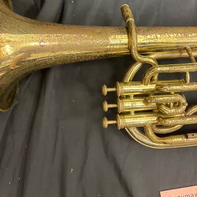 Yamaha YAH-201 Eb Alto Horn 3 Piston Vintage Brass Instrument Untested image 7