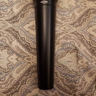 Digital Reference DRV100 Dynamic Cardioid Handheld Microphone image 3