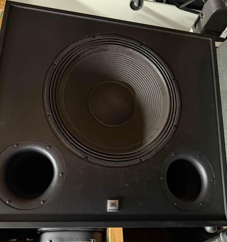 JBL SUB18 2015 - Black image 1