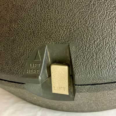 Ludwig UFO Clamshell Hard Plastic Snare Drum Case 1970s-1980s - Textured image 8