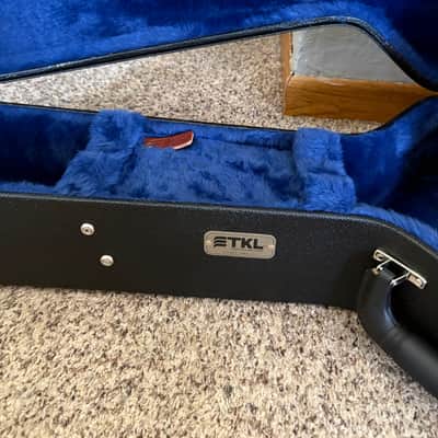 Tacoma DM9 New Case! See Video of Guitar!! image 2