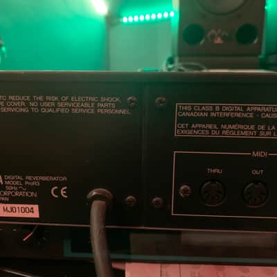 Yamaha Pro R3 Digital Reverberator 1995 - Black image 7