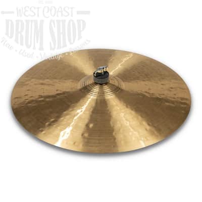 Used Paiste 17" Traditionals Thin Crash image 3