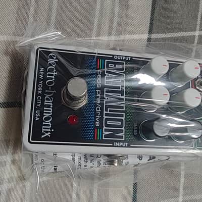 Electro-Harmonix Nano Battalion Bass Preamp and Drive / Distortion - Fully boxed and unused image 10