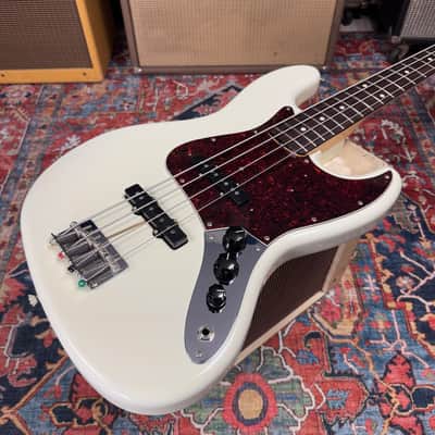 Fender Heritage 60's Jazz Bass Oly White Rosewood Nitro Lacquer 2022 image 3