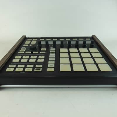 Native Instrumens Maschine MK2 Real Oak Wood Stand Side panel MIDI control Wooden Stand image 4