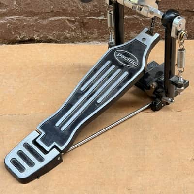 Pacific (PDP) Single Bass Drum Pedal - Single Chain Drive w/ Double Spring image 1