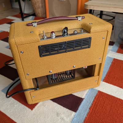 Fender '57 Custom Champ 2-Channel 5-Watt 1x8" Guitar Combo 2016 - Present - Lacquered Tweed image 4