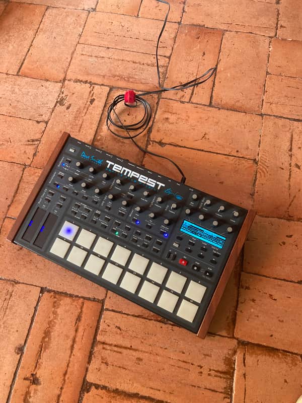 DSI Dave Smith Instruments Tempest 6-Voice Drum Machine 2011 - 2018 - Black with Wood Sides image 1