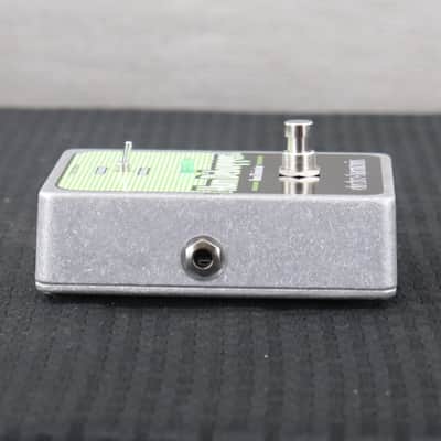 Electro-Harmonix Hum Debugger Hum Eliminator Green / Black image 3