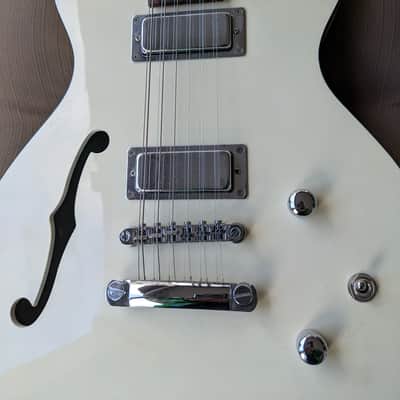 Daisy Rock Retro-H 12ST - Semi-Hollow Electric 12 String Guitar 2010s Pearl White image 3