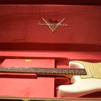 Mint Fender Custom Shop Limited Edition '60 Stratocaster Journeyman Relic - Aged Olympic White image 12