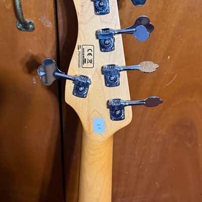 Sire Marcus Miller V7 5 String 2026 - Natural image 6